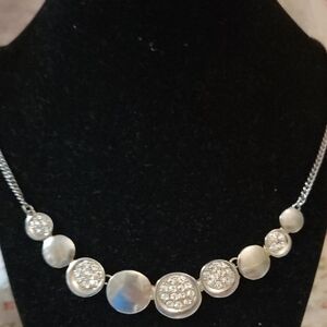 Elegant Silver Necklace with Crystal Accents